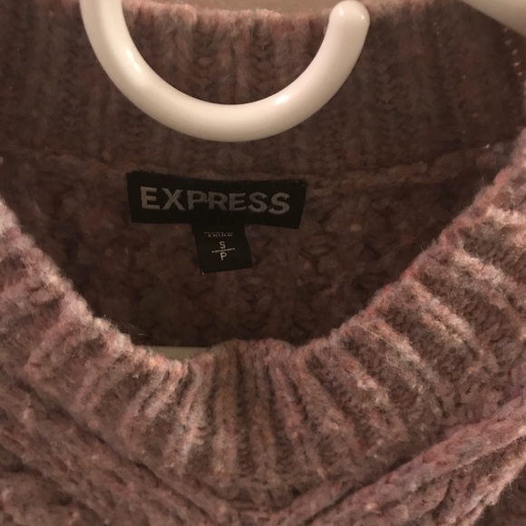 Express - Picture 3 of 3